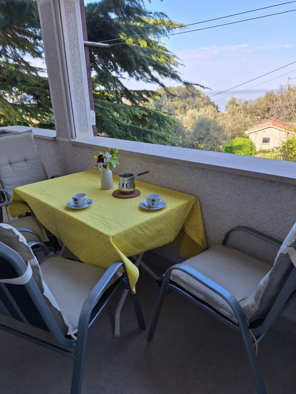 House Olive Garden Strunjan Apartment Екстериор снимка